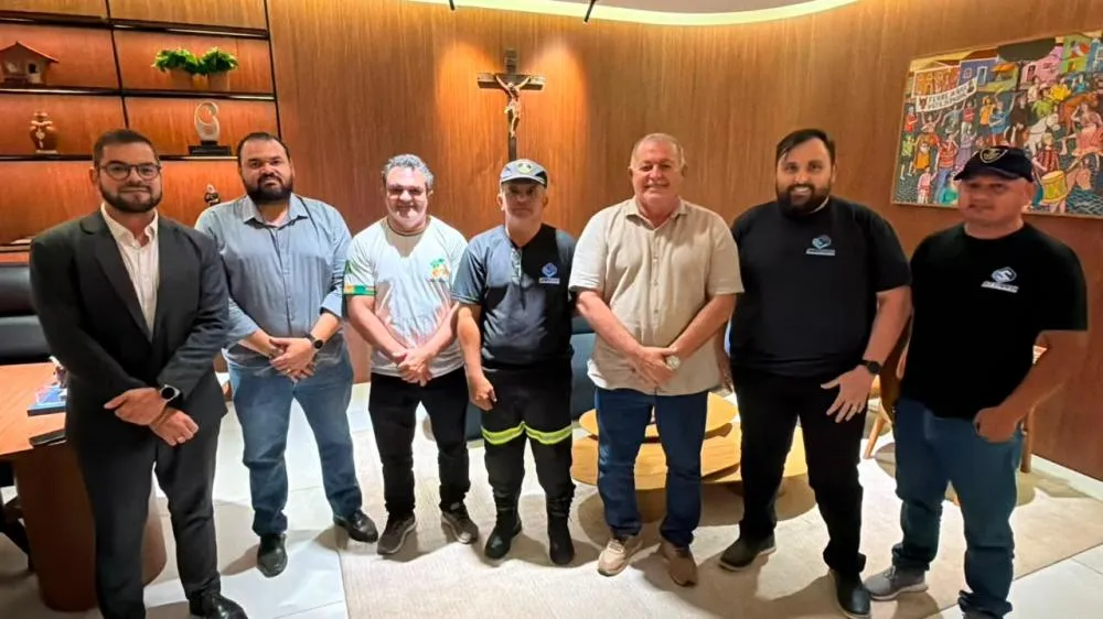 Prefeitura de Patos e agentes de trânsito discutem estruturação de carreira da categoria