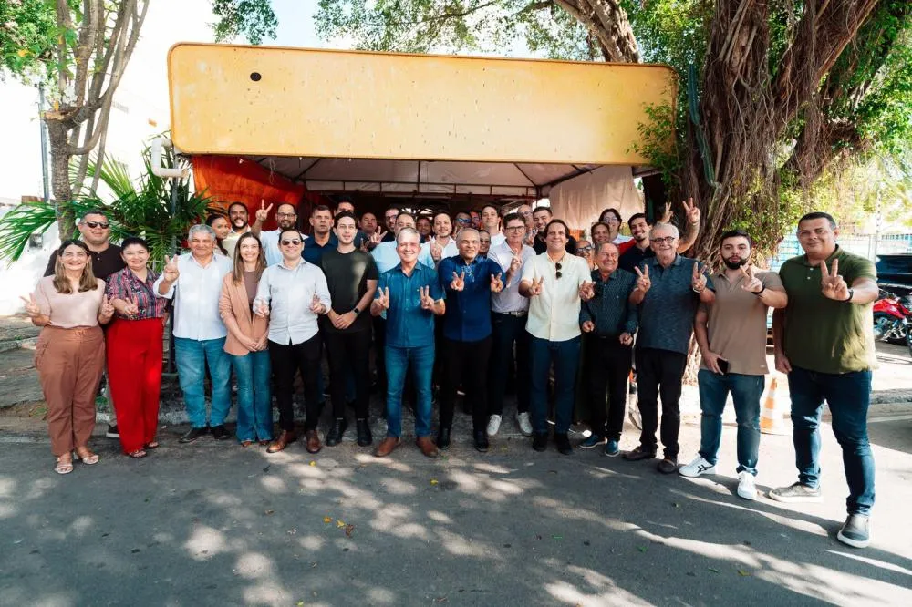 Prefeito interino de Cabedelo reúne base política e anuncia apoio a Nabor para o Senado