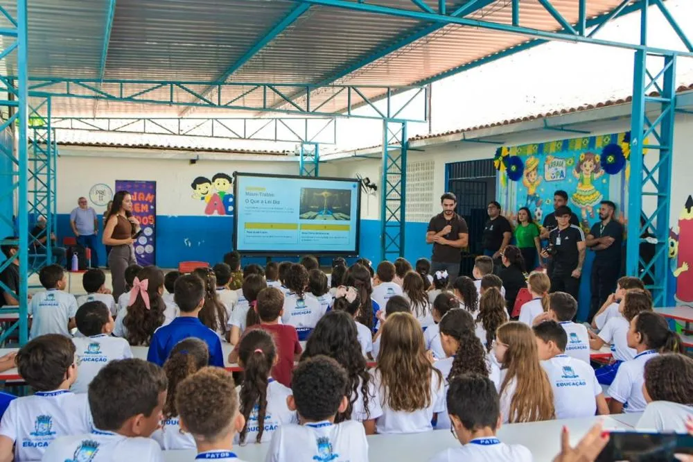 Projeto leva conscientização sobre proteção animal às escolas da rede municipal de Patos