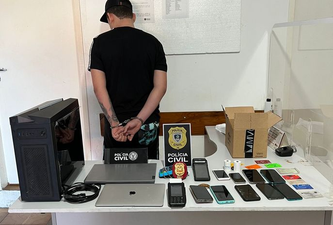 Polícia desmonta quadrilha suspeita de furtar quase R$ 500 mil pela internet