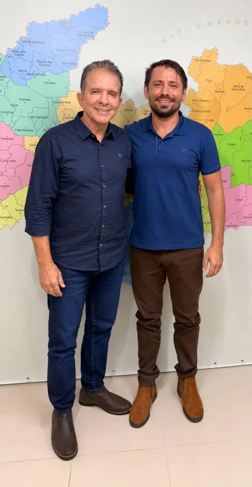 Heitor Campos vê na experiência de Nabor um aliado para o futuro da educação de Cacimba de Areia