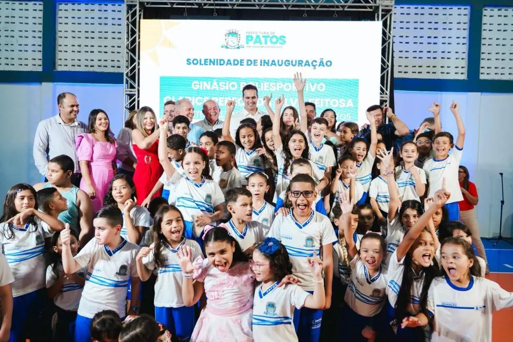 Prefeitura de Patos e Governo da Paraíba entregam ginásio poliesportivo na Escola Integral Antônio Guedes, no Nova Conquista 