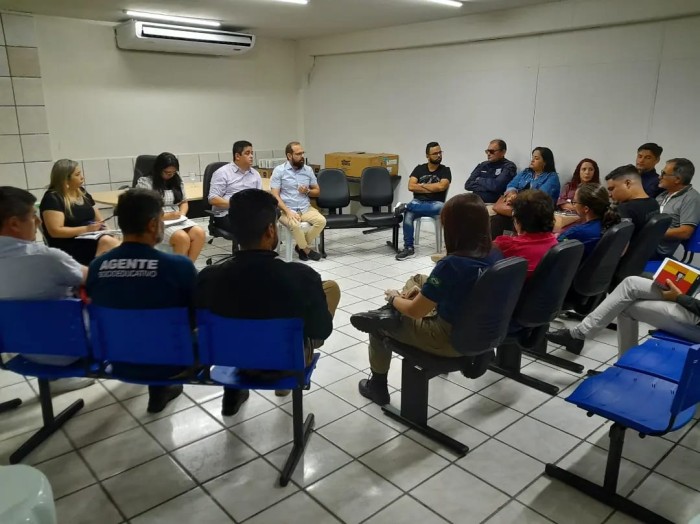 PRESIDENTE DA FUNDAC RECEBE REPRESENTANTES DOS SERVIDORES E DA SOCIEDADE CIVIL