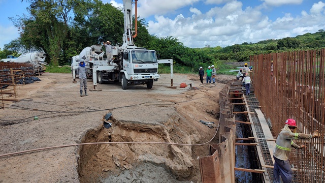 João Azevêdo entrega obras de segurança, educação, infraestrutura, lazer e habitação em comemoração aos 438 anos de João Pessoa