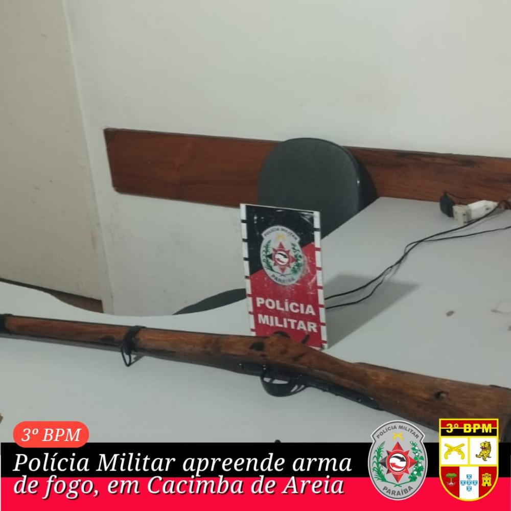 POLÍCIA MILITAR APREENDE ARMA DE FOGO, EM CACIMBA DE AREIA 