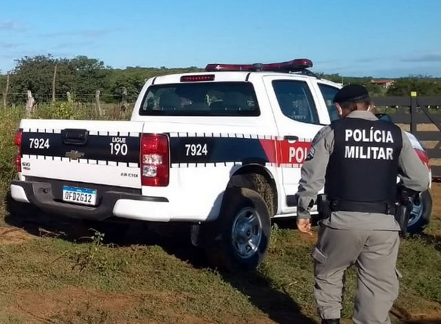 Popular tem moto tomada por assalto por casal na cidade de Sousa