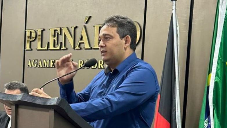 Poder Judiciário determina retorno imediato do vereador que foi cassado de forma irregular em Desterro