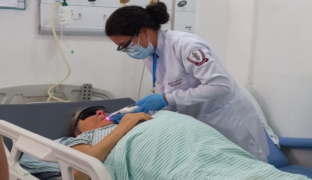 Pacientes do Hospital do Bem passam a contar com laserterapia na prevenção e tratamento de doenças orais