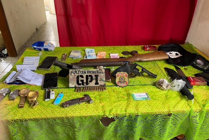 PF desmonta esquema de tráfico de drogas na Paraíba; trio é preso