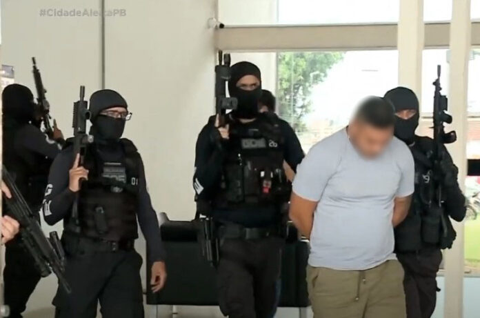 Um dos suspeitos mais procurados em Pernambuco foi preso em prédio de luxo, em João Pessoa