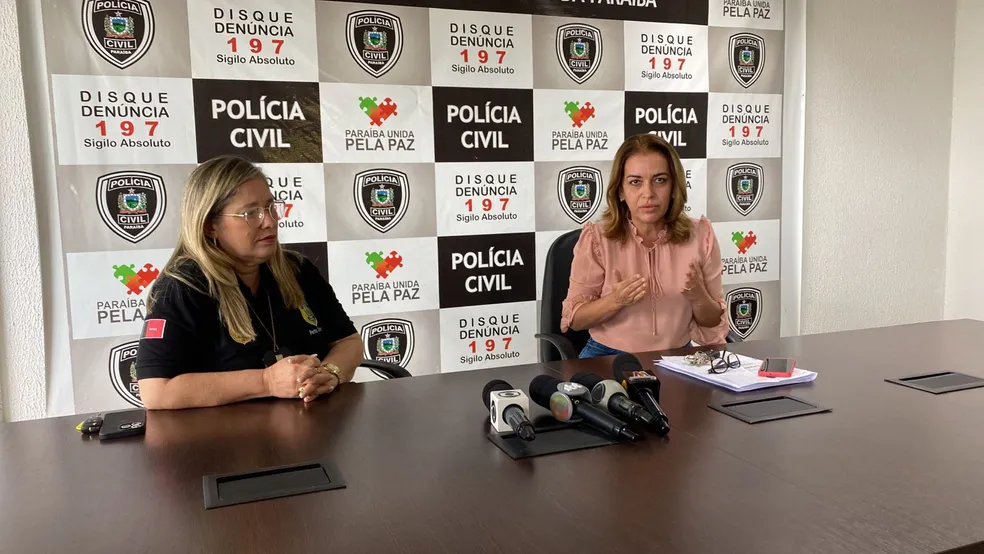 Pais de bebê achado morto em lixeira são indiciados por homicídio triplamente qualificado, na PB
