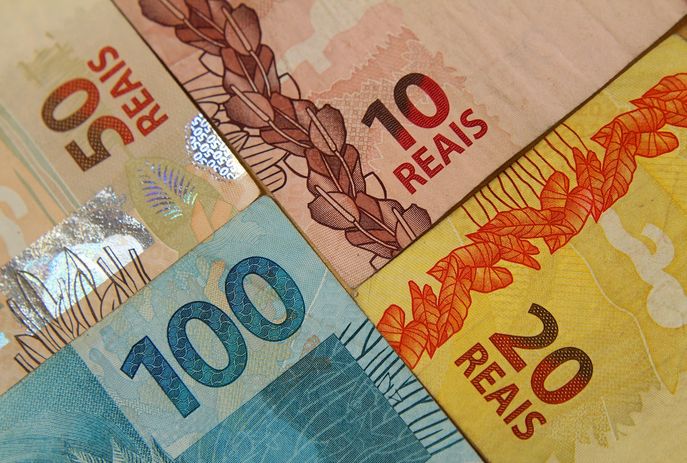Veja quem recebe Bolsa Família e Auxílio Gás nesta terça (29)