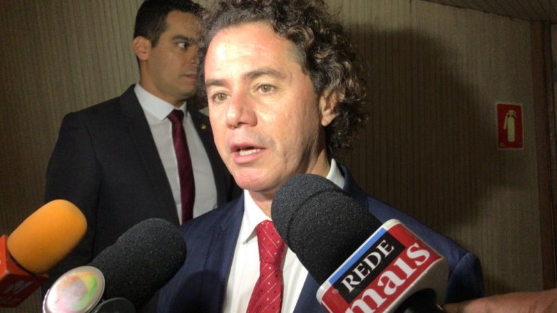 Veneziano reage a Daniella e cobra “comportamento amistoso” à senadora