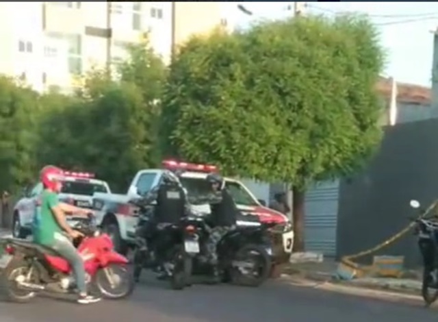 Idoso é encontrado morto dentro de casa em Patos. Ele pode ter sido assassinado