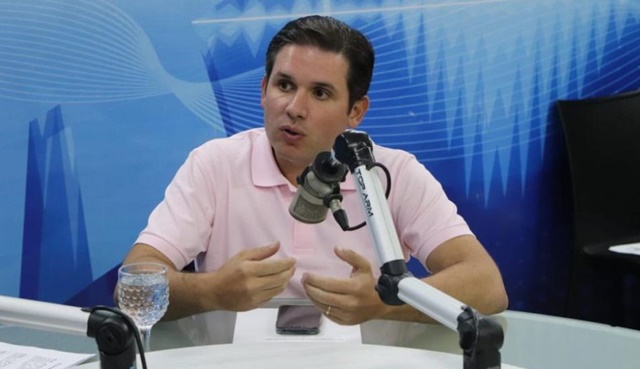 OUÇA: Hugo admite candidatura ao Senado e faz projeção de chapa com Lucas e João