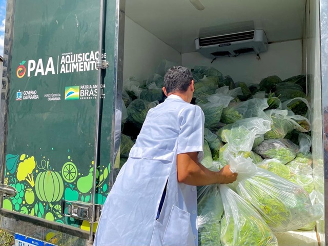 PAA garante segurança alimentar beneficiando 500 famílias referenciadas do CRAS Mariana Alves, nesta quinta-feira