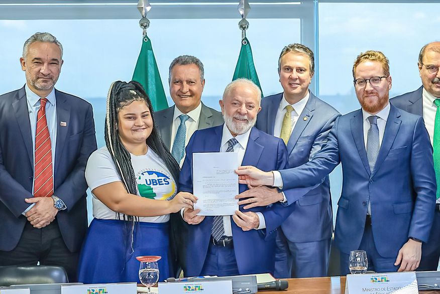 Entenda o que prevê o projeto de lei que muda o ensino médio