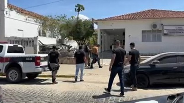 Homem suspeito de ameaçar mãe, esposa e irmã é preso nesse domingo (29) em Pombal 