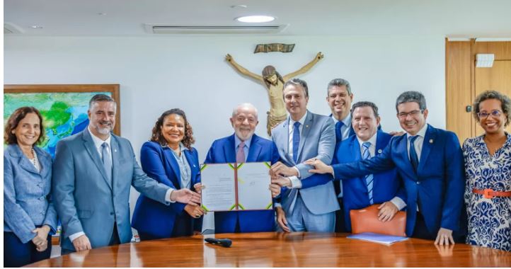  Renegociação de dívidas com Fies terá até 99% de desconto, anuncia Lula