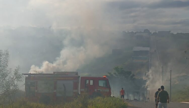 ASSISTA: Incêndio destrói parte de condomínio de luxo no Brejo paraibano
