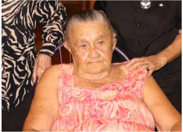 Morre dona Zulmira Félix de Oliveira aos 92 anos de idade 