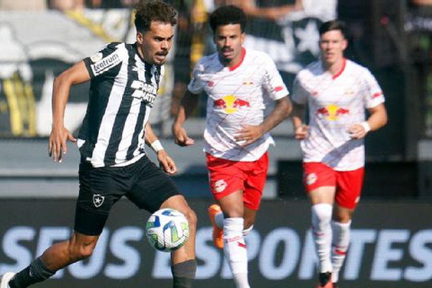 Botafogo leva empate do Bragantino aos 51 do 2º tempo e deixa liderança do Campeonato Brasileiro