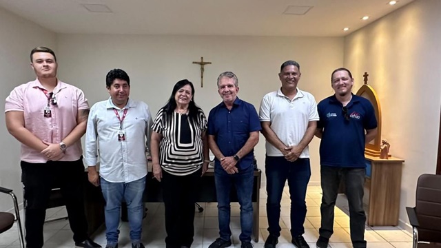 Prefeito e presidente da CEHAP anunciam construção de mais 576 novas unidades habitacionais em Patos 