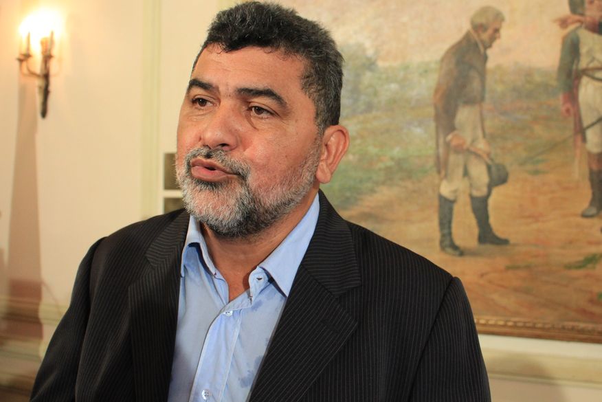 Lenildo Morais divulga nota sobre pesquisa onde o aponta como preferido a vice prefeito de Patos 