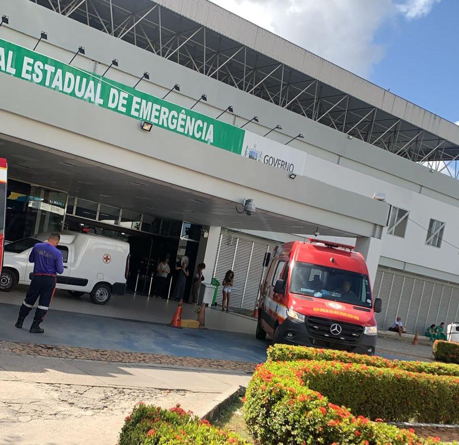 Mãe é atingida com pedrada após tentar separar briga entre filhos e vai parar na UTI, na Paraíba
