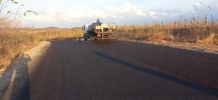 DER restaura rodovia que beneficia municípios do Sertão