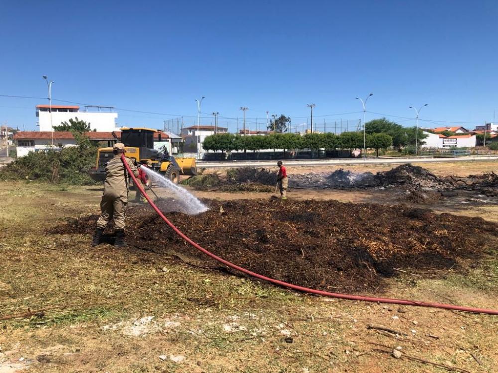 Secretaria de Serviços Públicos acionará polícia para identificar autor de incêndio criminoso em terreno no Canal do Frango