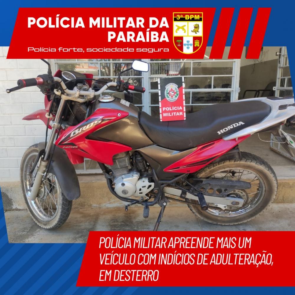 POLÍCIA MILITAR APREENDE MAIS UM VEÍCULO COM INDÍCIOS DE ADULTERAÇÃO, EM DESTERRO