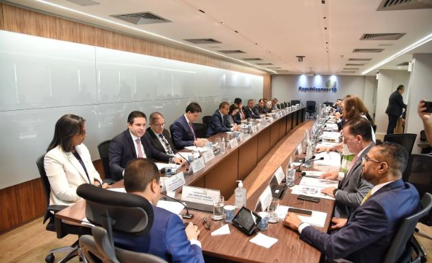 Hugo Motta é eleito novo líder do Republicanos