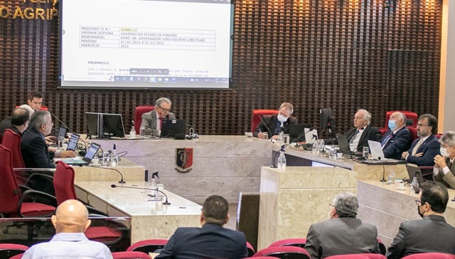 TCE-PB aprova contas de 2021 do Governo João Azevêdo; corte considerou que Estado atingiu metas de Saúde e Educação