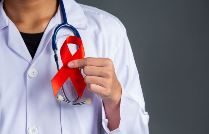 Dezembro Vermelho: Paraíba registra redução no número de casos e óbitos por Aids e lança campanha de conscientização