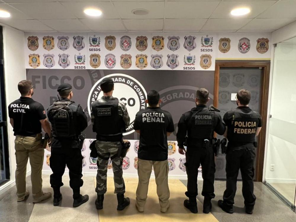 Membros de organização criminosa que ameaçava rivais e moradores pela internet são alvo de operação, na Grande João Pessoa