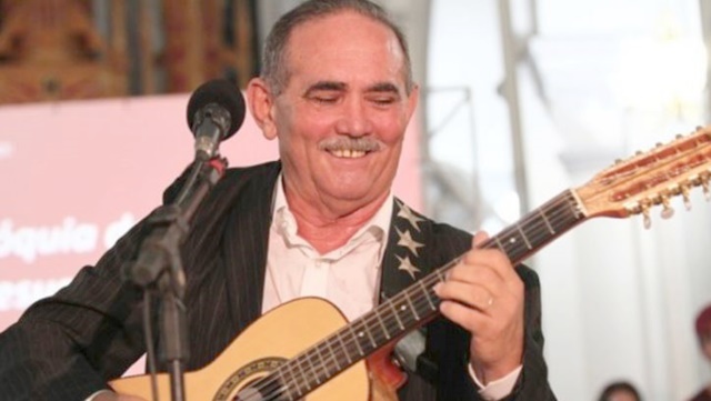 A Cantoria de Viola e a poesia de LUTO. Morreu o poeta Sebastião Dias.