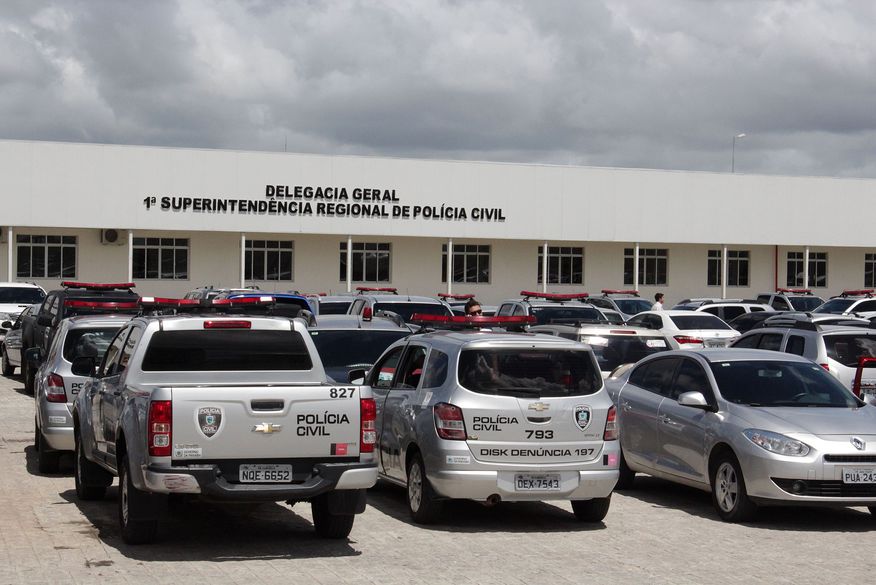  Mulher grávida é esfaqueada pelo marido no bairro do Rangel, em João Pessoa - Policia prende o suspeito, minutos depois de cometer o crime