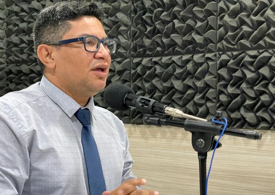 Ouça: Secretário Municipal de Saúde comenta sobre a campanha de multivacinação, inclusive contra a covid-19, que iniciou em Patos; 