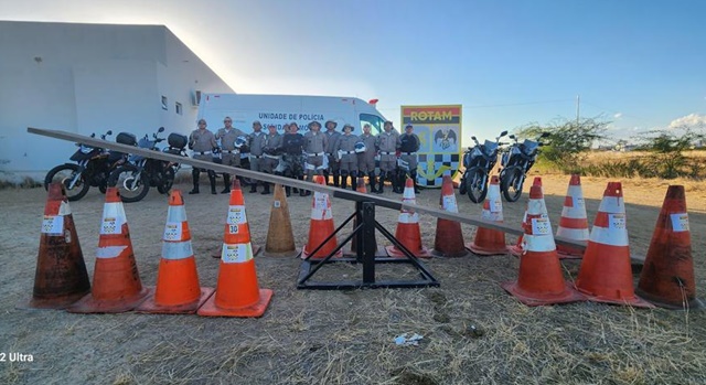 Polícia Militar, através do ROTAM, realiza instrução de nivelamento com motocicletas para militares do BPTran, na cidade de Patos
