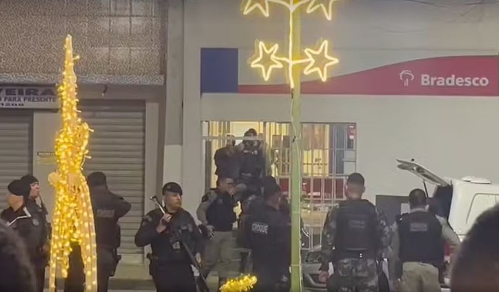 Dois homens são presos ao tentar assaltar agência bancária, na PB