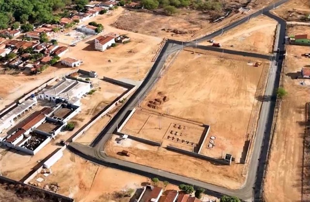 Bairro Matadouro é contemplado com construção do Centro de Comercialização de animais e pavimentação asfáltica