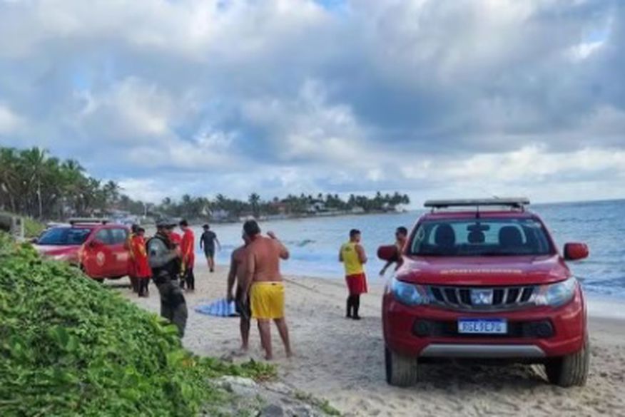 TRAGÉDIA: Mulher tenta salvar marido e os dois morrem afogados em praia na Grande Natal