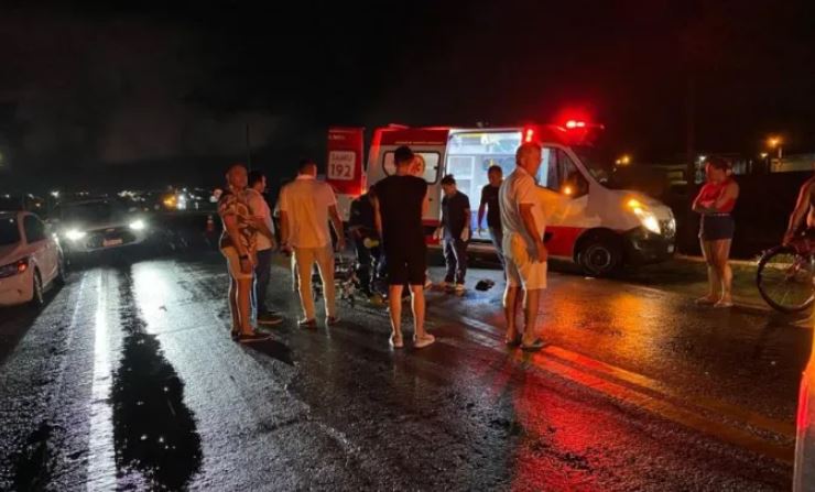 Ciclista fica ferido ao ser atropelado na noite deste domingo, dia 31 de dezembro em Patos 