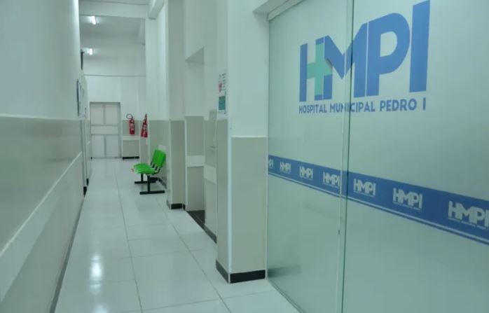  Hospital Pedro I suspende visitas por alta nos casos de Covid-19