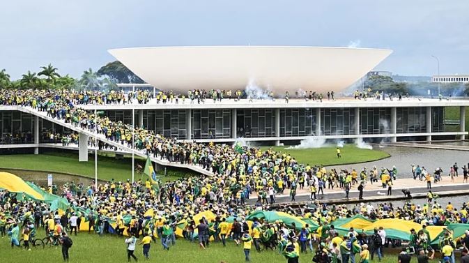 8 DE JANEIRO Sem ameaça identificada, 8 de janeiro terá 2 mil PMs na Esplanada 
