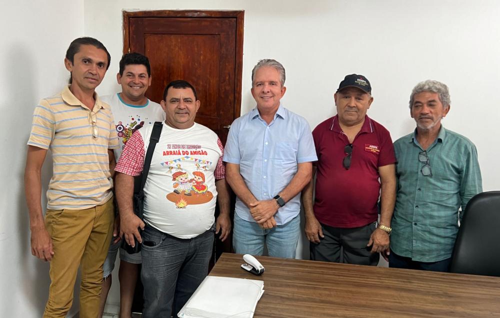 Carnaval 2024 é discutido entre membros da Liga dos Blocos Carnavalescos e a Prefeitura de Patos