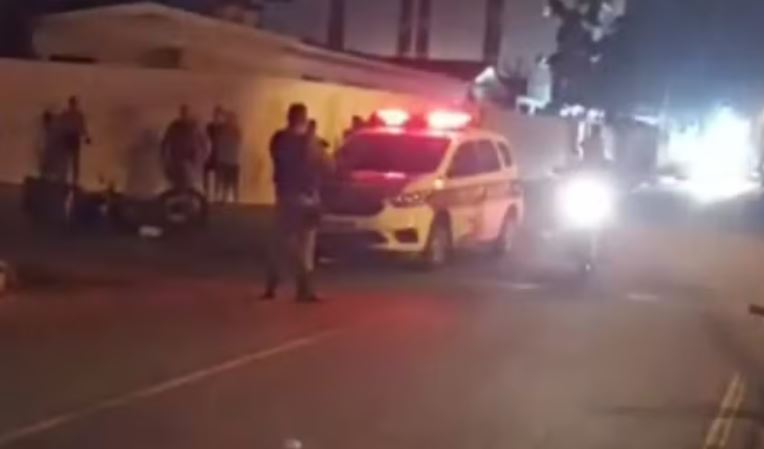 IMPRUDÊNCIA: Entregador perde a vida após motociclista não respeitar preferência em cruzamento