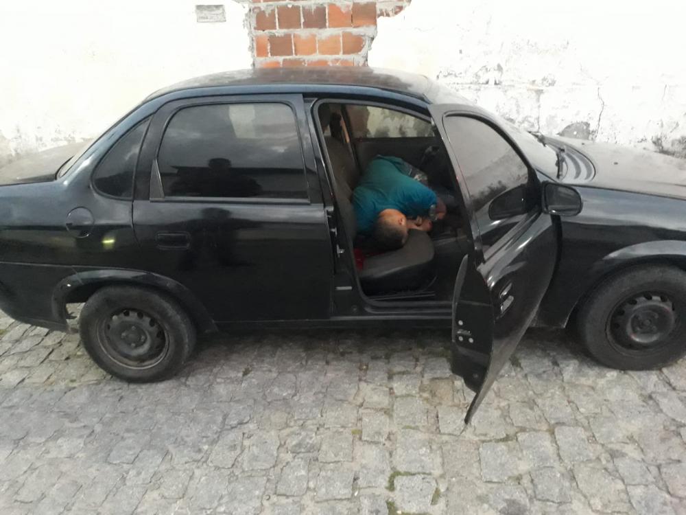 Motorista por aplicativo é morto a tiros dentro do próprio carro em João Pessoa