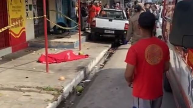 Idosa é atropelada por carro na calçada e morre na manhã deste domingo (28)